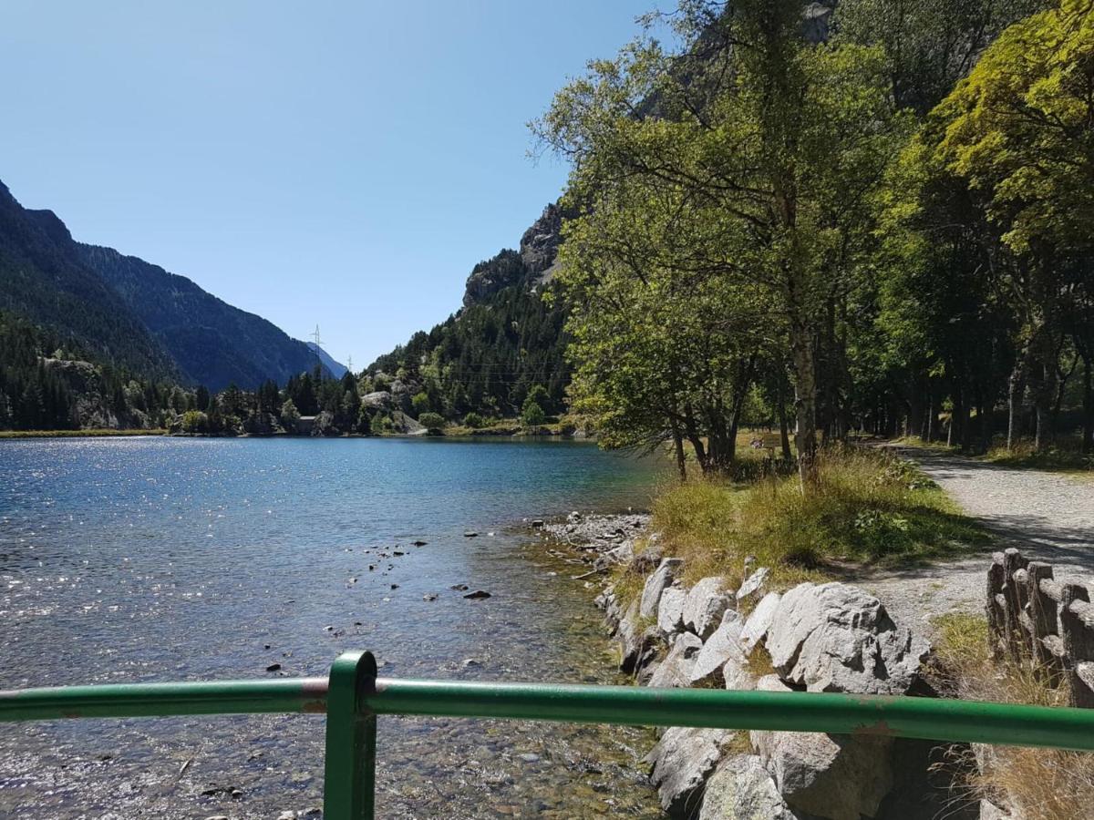 Vikerbiescas Lägenhet Exteriör bild